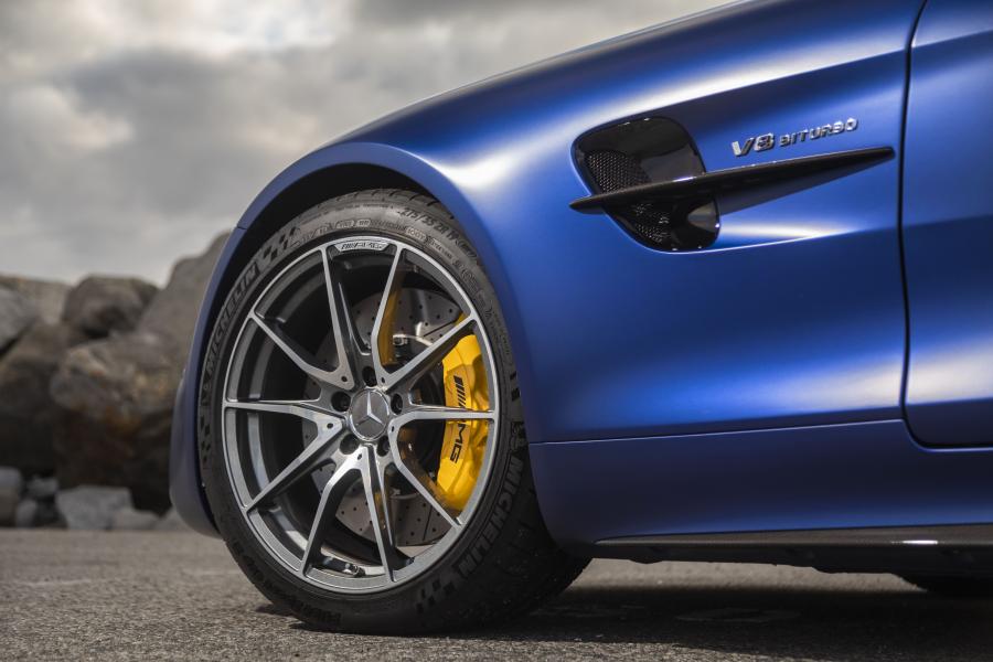 Детали экстерьера Mercedes-AMG GT R Roadster (R190) 2020 года  (NA) (фото 22 из 75)